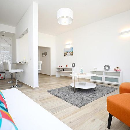 B50 - Main Square Apartment In Lagos Eksteriør bilde